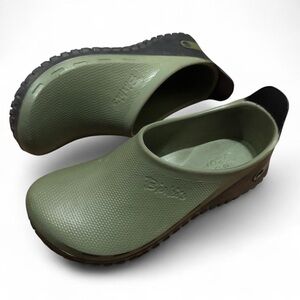 Super Birki's by Birkenstock Clogs Size 38 Women’s 7-7.5 Men’s 5-5.5